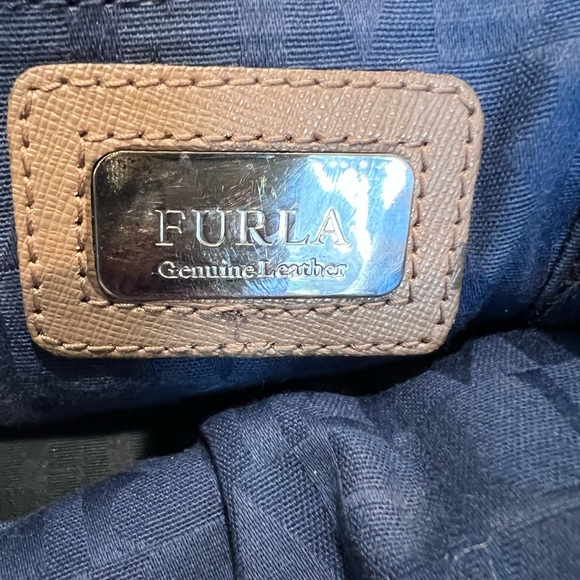 Furla Taupe Leather Twist lock Shoulder bag - Picture 6 of 7